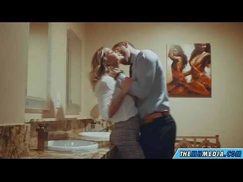❤️ Rehefa mamitaka anao ao amin'ny trano fidiovana ho an'ny besinimaro ny blonde be busty ☑ Voasary vetaveta vita an-trano amin'ny mg.taxiporec.top ❌